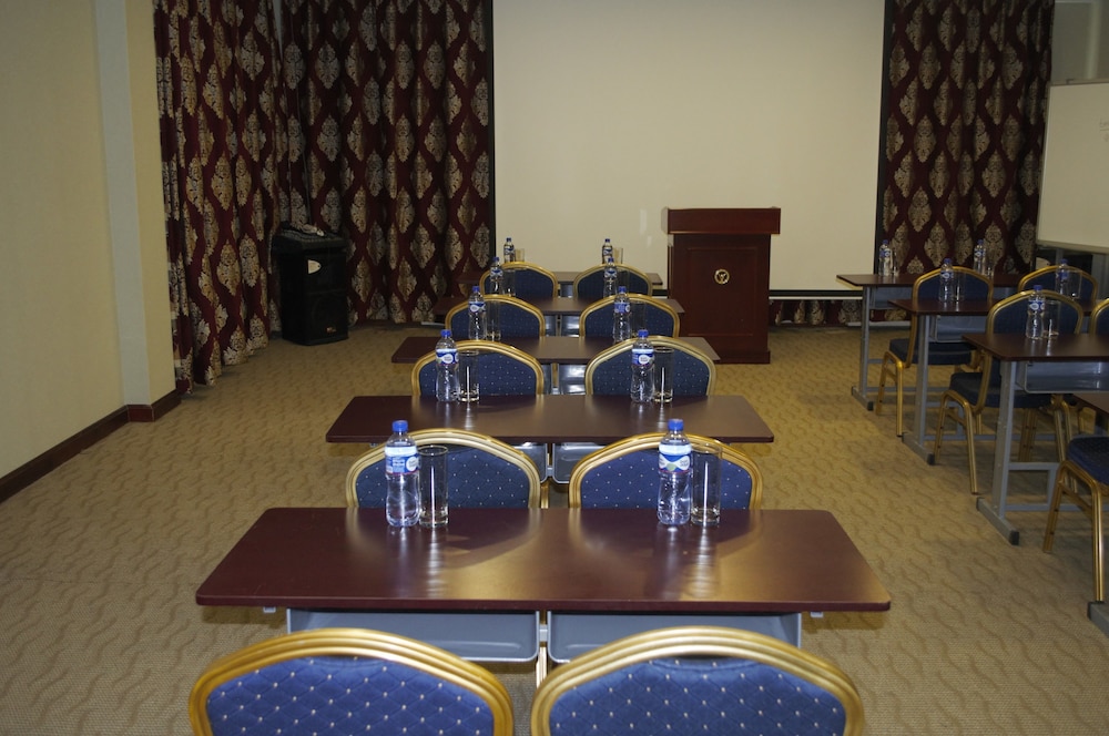 Platinum Hotel meeting room 201